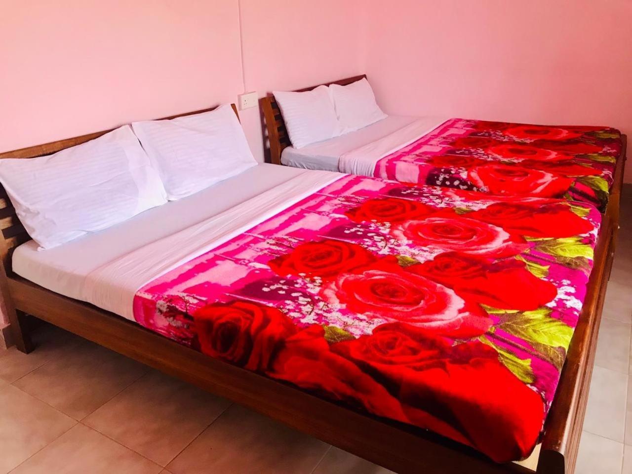 Гостевой дом Casablanka Rest Нану-Оя Экстерьер фото