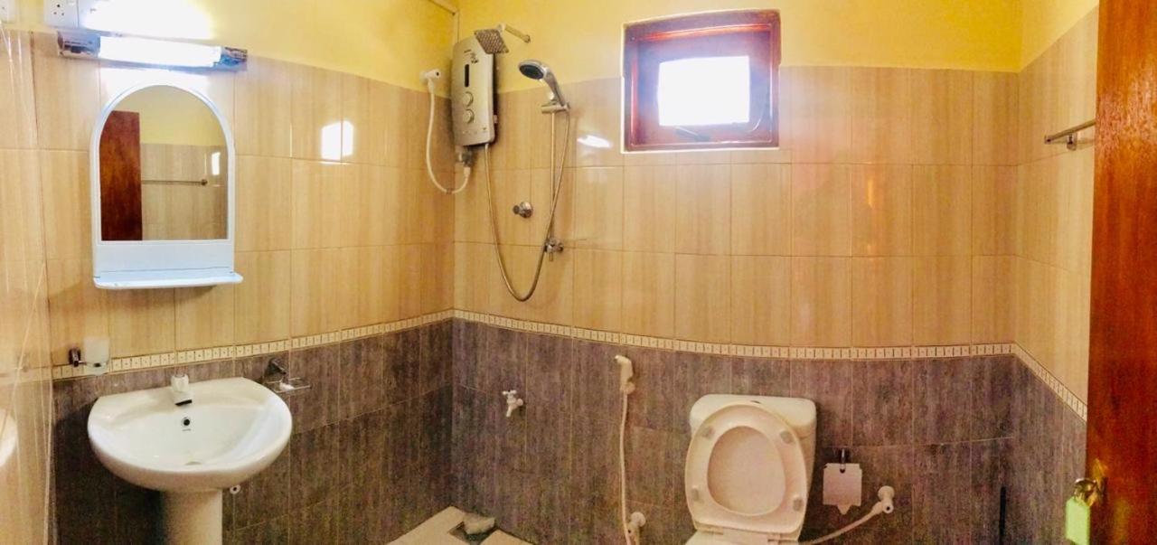 Гостевой дом Casablanka Rest Нану-Оя Экстерьер фото